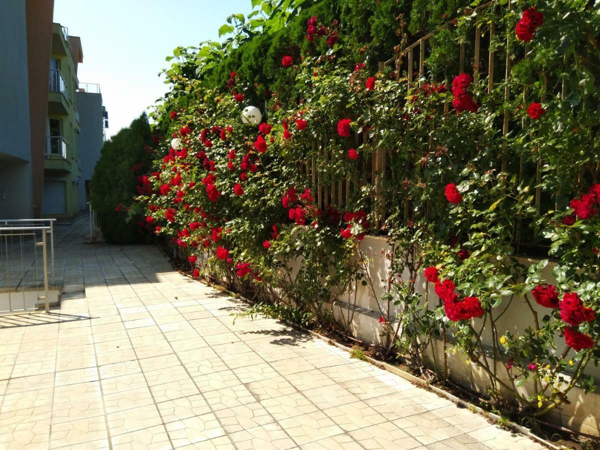Alex Beach Apartment Sveti Vlas Ngoại thất bức ảnh